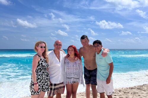 2f3f4b2b-5ffd-4cd8-80c4-eefb8f48d543